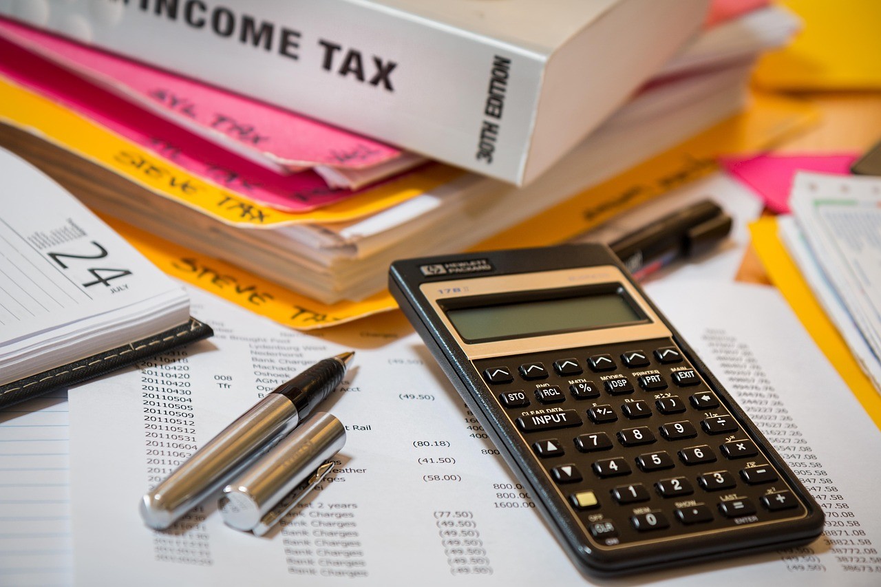 income-tax,-calculator,-accounting,-financial,-paperwork,-tax,-finance,-taxes,-c - stevepb (pixabay)